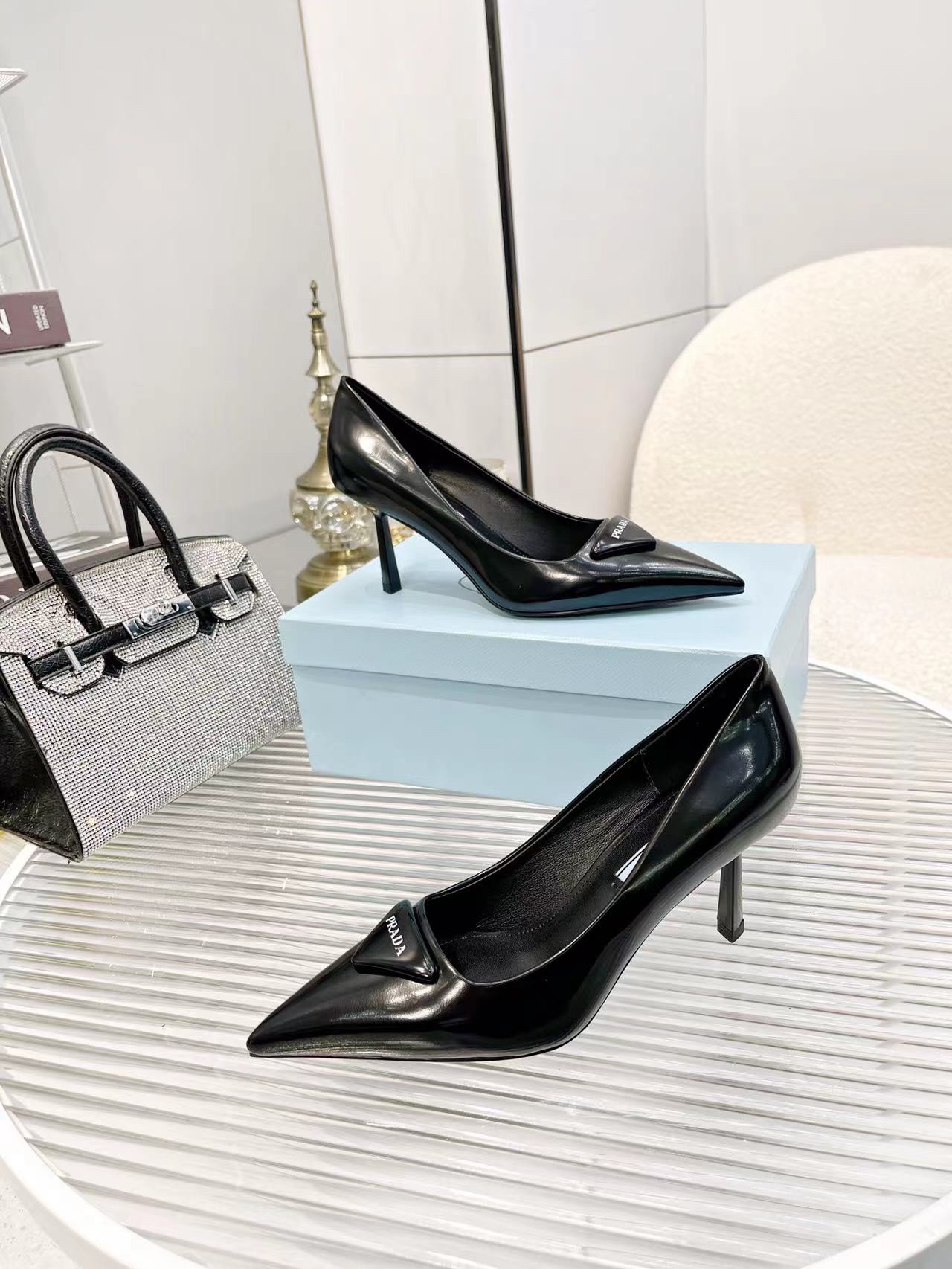 Women's high heels